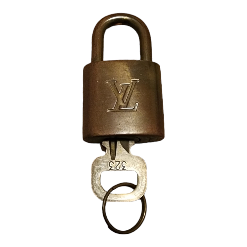 Louis Vuitton Lock & Key 323